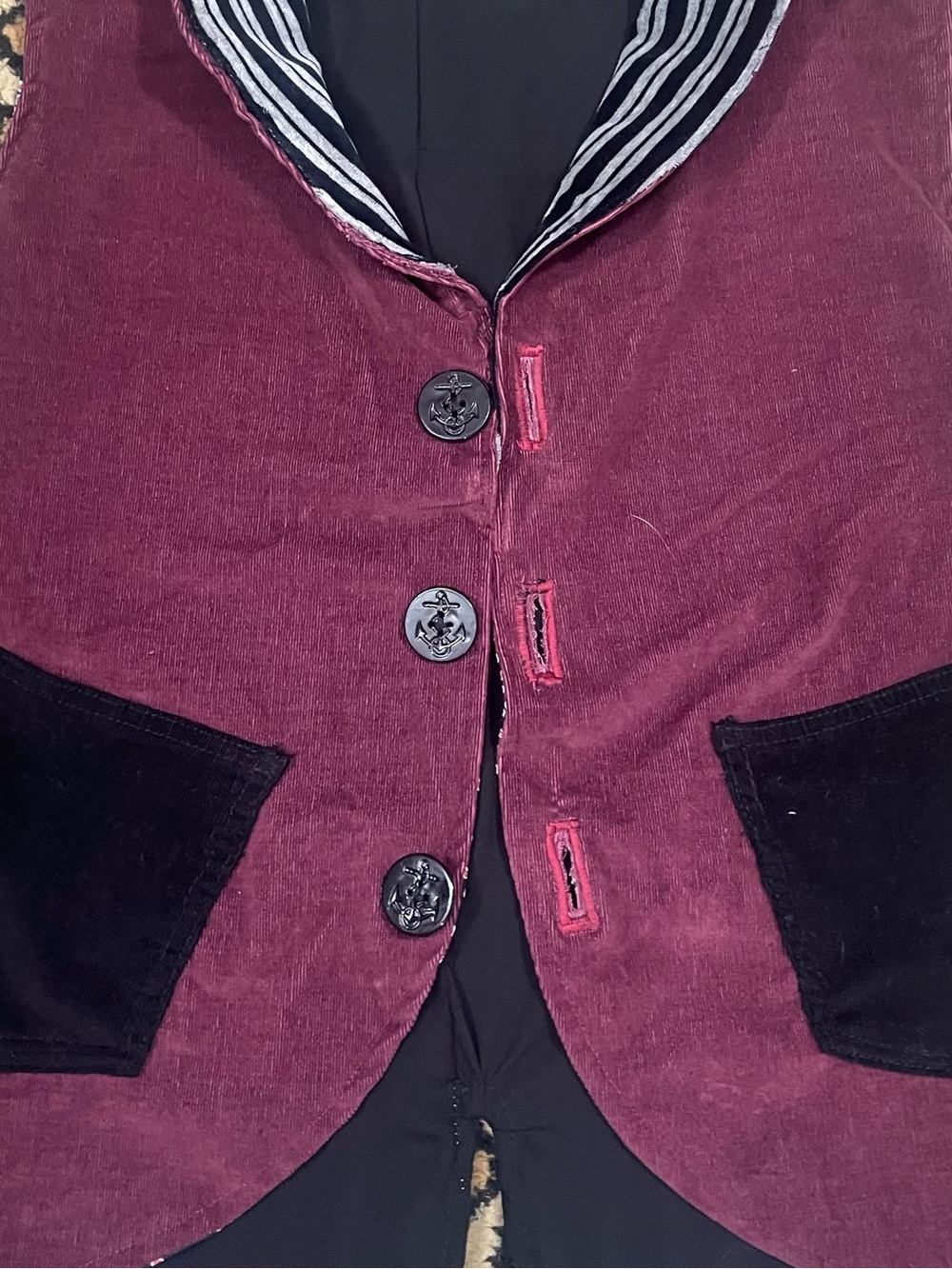 Custom vest - Picture 3 of 9